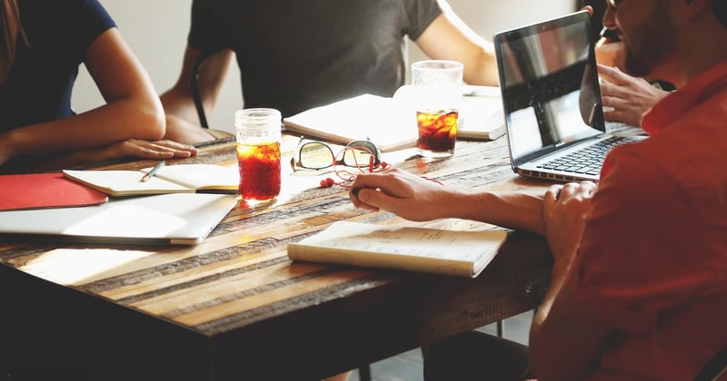 Marketing opérationnel : 7 leviers pour transformer vos plans en résultats