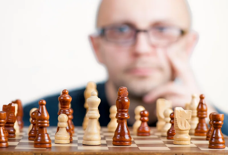 Les 3 piliers d'une stratégie commerciale B2B qui fonctionne