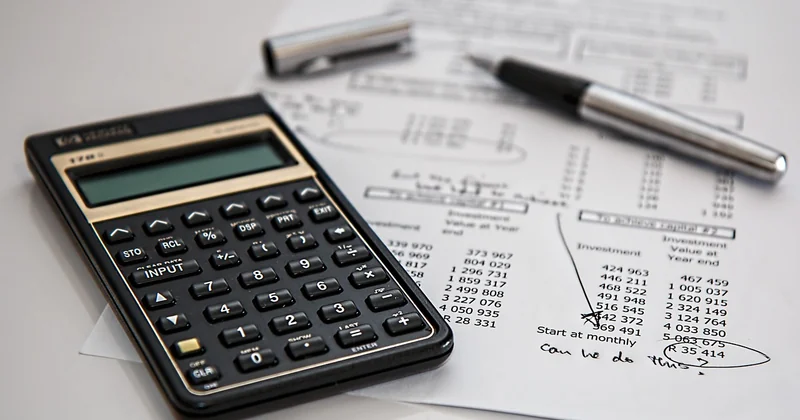 Comment calculer le MRR : la formule par mouvements